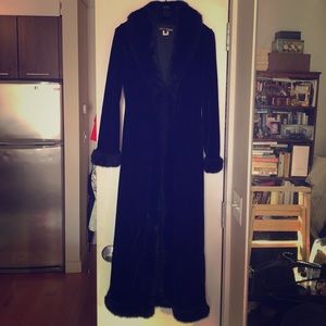 Betsey Johnson Vintage Velvet Coat Faux Fur Trim